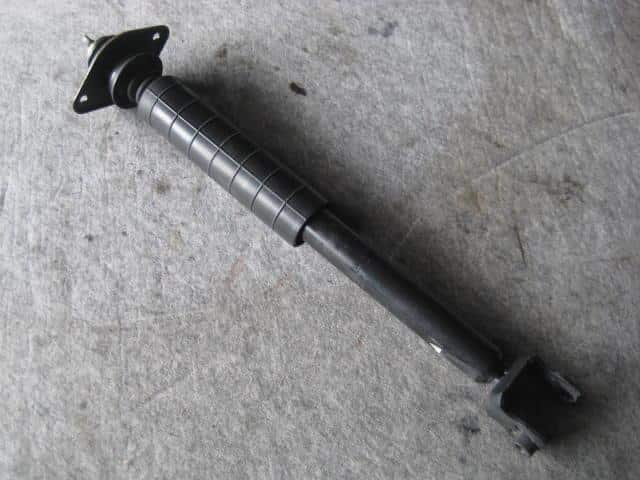 Rear Right Shock Absorber NISSAN Skyline 2001 GH-V35 — photo 1