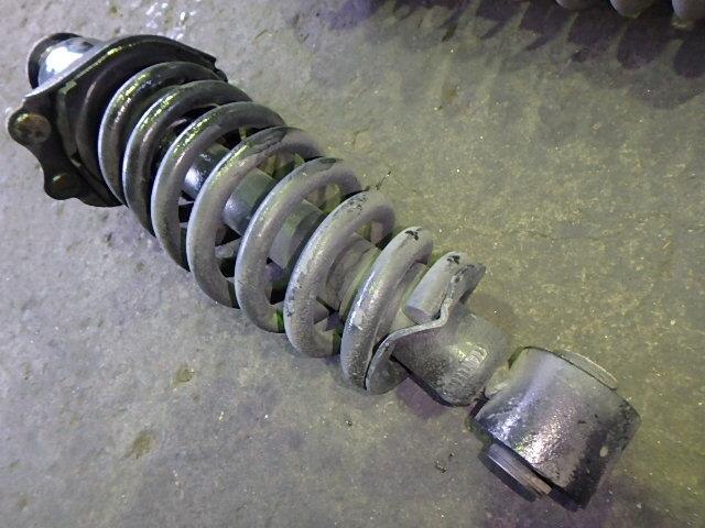 Rear Right Strut TOYOTA Sienta 2008 CBA-NCP85G — photo 3