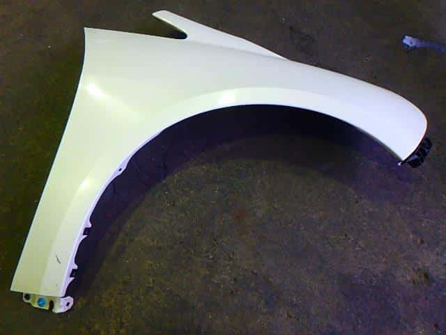 Right Fender Panel MITSUBISHI Grandis 2003 UA-NA4W — photo 1