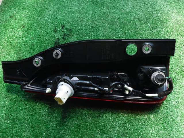 Right Tail Light SUZUKI Spacia DBA-MK32S 3565081M01 — photo 3