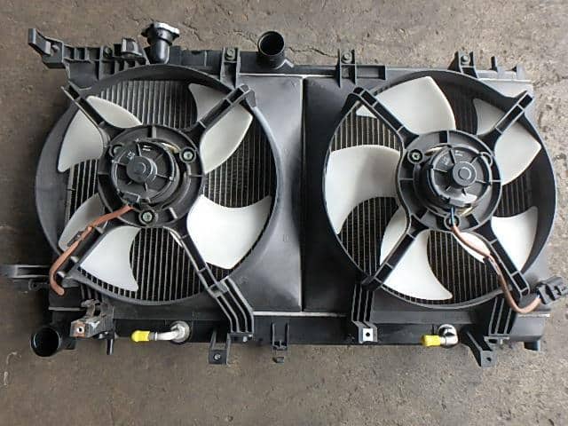 Radiator SUBARU Legacy 2004 TA-BL5 45111AG000 — photo 3