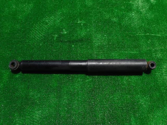 Rear Right Shock Absorber TOYOTA Hiace 2011 LDF-KDH206 — photo 1
