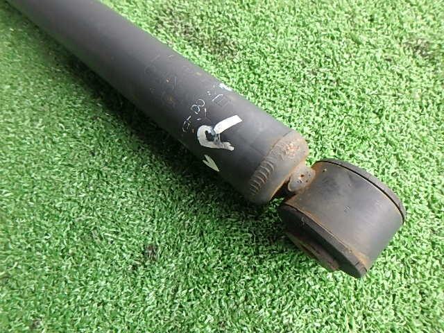 Rear Left Shock Absorber TOYOTA Vitz 2006 DBA-SCP90 — photo 2