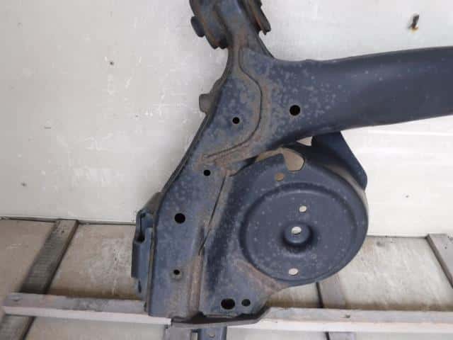 Rear Axle Beam Assembly HONDA Vezel 2014 DAA-RU4 — photo 3