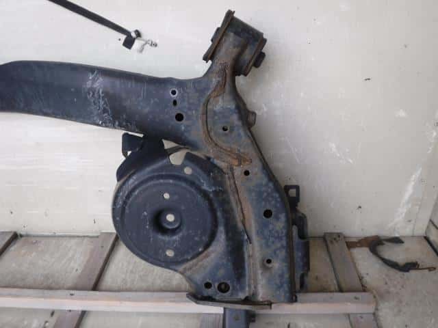 Rear Axle Beam Assembly HONDA Vezel 2014 DAA-RU4 — photo 4