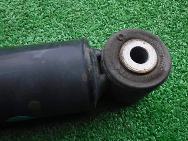Rear Left Shock Absorber HONDA Vezel 2014 DAA-RU4 — photo 4