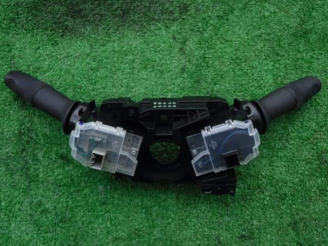 Combination Switch HONDA Vezel 2014 DAA-RU4 — photo 4