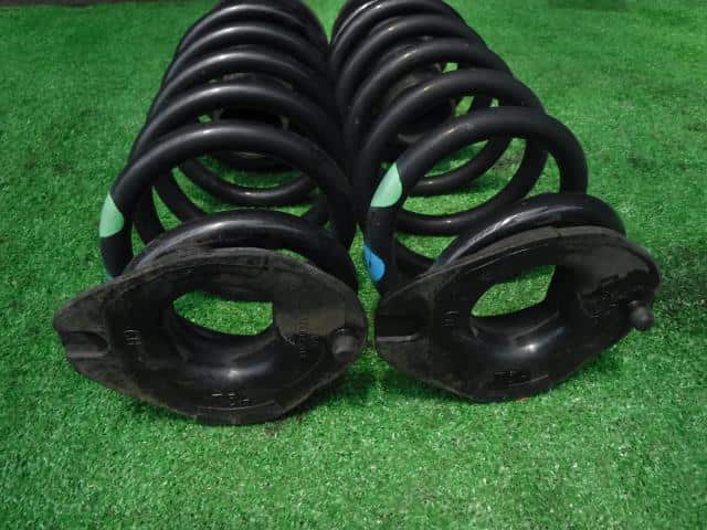 Rear Spring Assy HONDA Vezel 2014 DAA-RU4 — photo 2