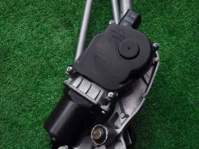 Front Wiper Motor HONDA Vezel 2014 DAA-RU4 76505T7A003 — photo 4
