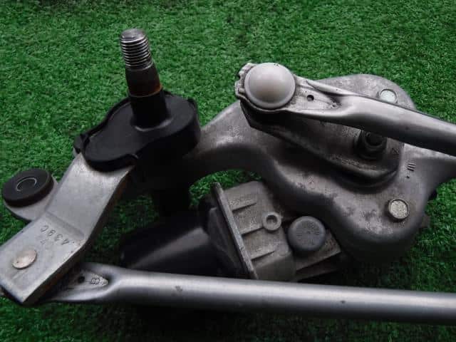 Front Wiper Motor HONDA Vezel 2014 DAA-RU4 76505T7A003 — photo 3