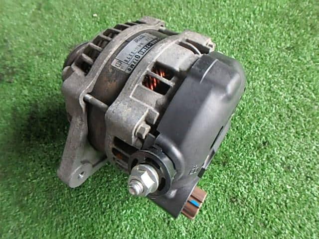 Alternator SUZUKI Alto 2013 DBA-HA35S 3140072M00 — photo 2