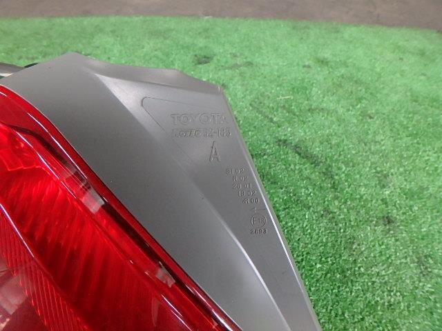 Left Tail Light TOYOTA Vitz 2009 CBA-NCP95 — photo 3