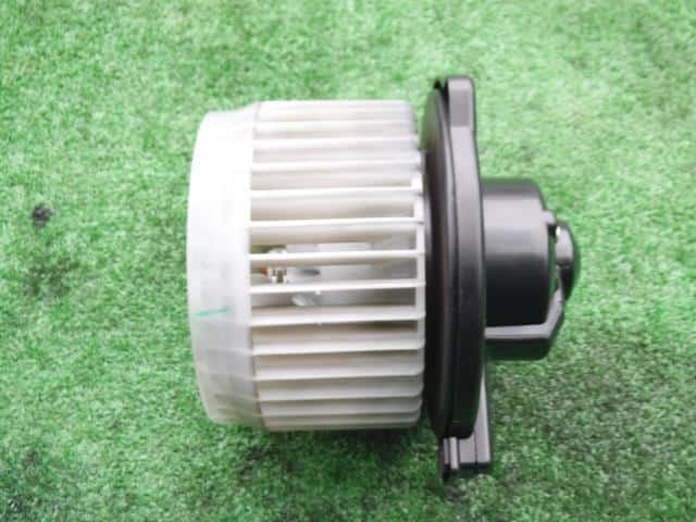 Blower Motor HONDA Fit 2006 DBA-GD2 — photo 4