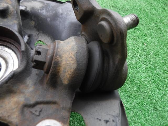 Front Right Knuckle Hub Assembly TOYOTA Wish 2009 DBA-ZGE20 — photo 3