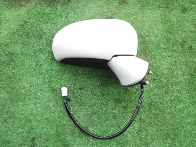 Right Side Mirror TOYOTA Wish 2009 DBA-ZGE20 — photo 1