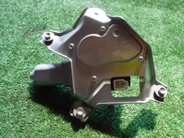 Rear Wiper Motor TOYOTA Blade 2007 DBA-AZE15 — photo 2