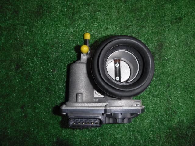 Throttle Body TOYOTA Passo 2014 DBA-KGC35 — photo 1