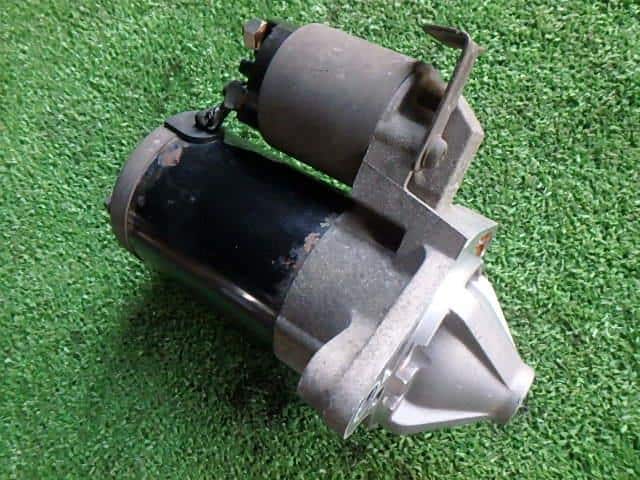 Starter SUBARU R2 2004 CBA-RC2 23300KA710 — photo 1