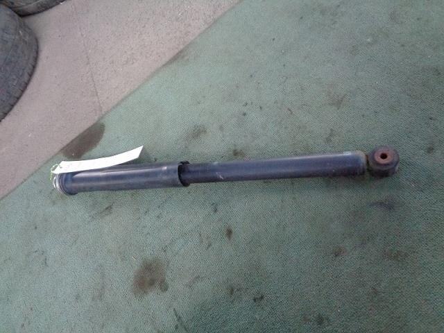 Rear Right Shock Absorber TOYOTA Vitz 2005 DBA-KSP90 — photo 1