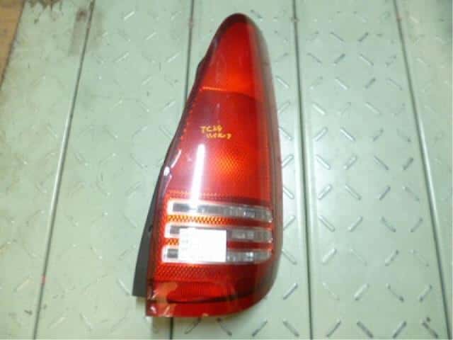 Right Tail Light NISSAN Serena 2002 UA-TC24 — photo 1