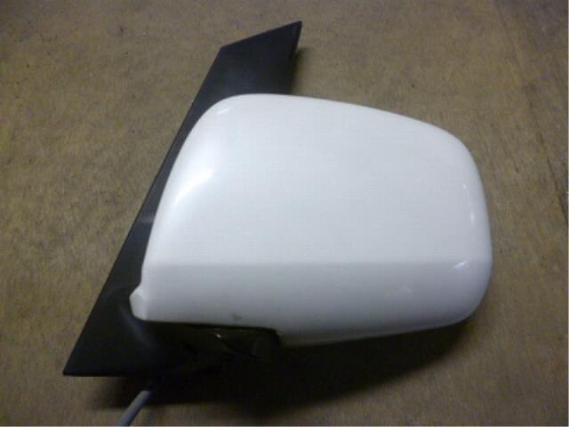 Left Side Mirror TOYOTA Noah 2003 TA-AZR60 — photo 1