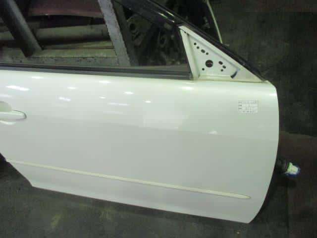 Front Right Door Assembly MAZDA Atenza 2002 LA-GG3P — photo 2