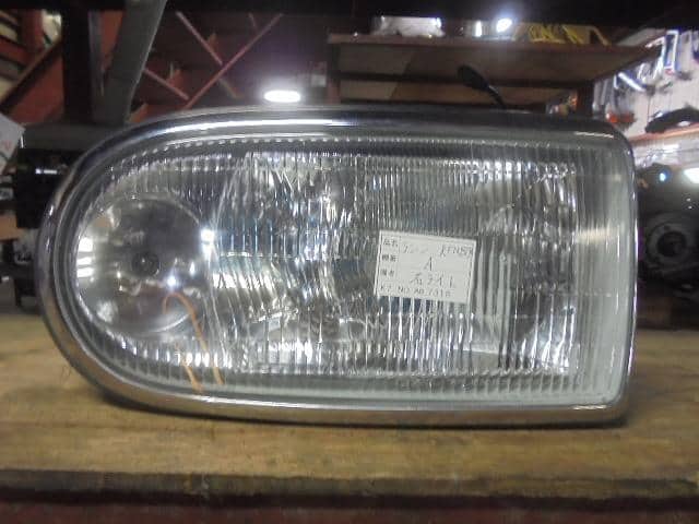 Right Headlight NISSAN Rasheen 1995 E-RFNB14 — photo 1