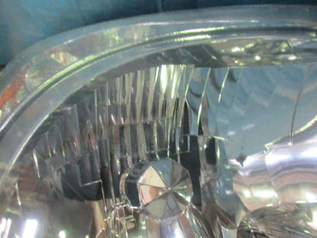 Right Headlight TOYOTA Fun Cargo 2002 UA-NCP20 52090 — photo 4