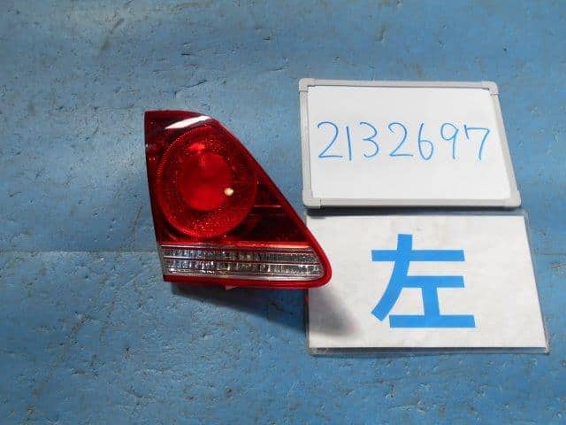 Rear Finish Panel TOYOTA Crown 2004 CBA-GRS180 — photo 1