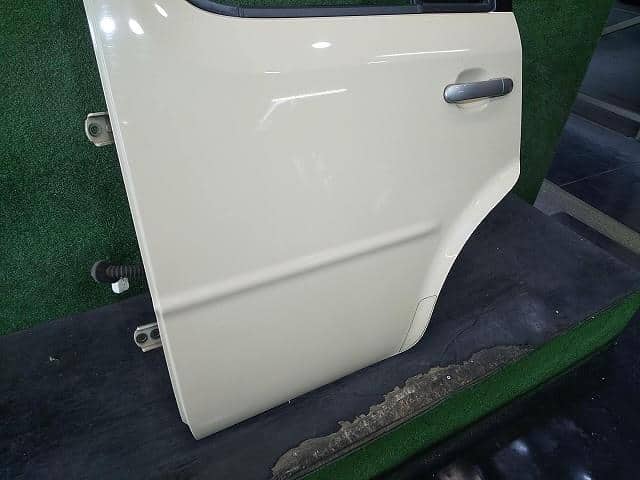 Rear Left Door Assembly NISSAN Cube 2006 DBA-YZ11 — photo 5