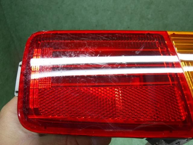 Left Tail Light SUBARU Sambar 2016 EBD-S510 — photo 2