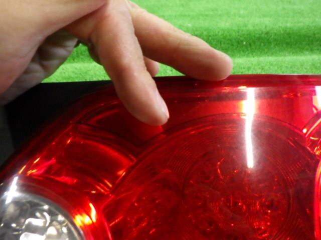 Right Tail Light TOYOTA Mark X 2005 DBA-GRX125 — photo 3