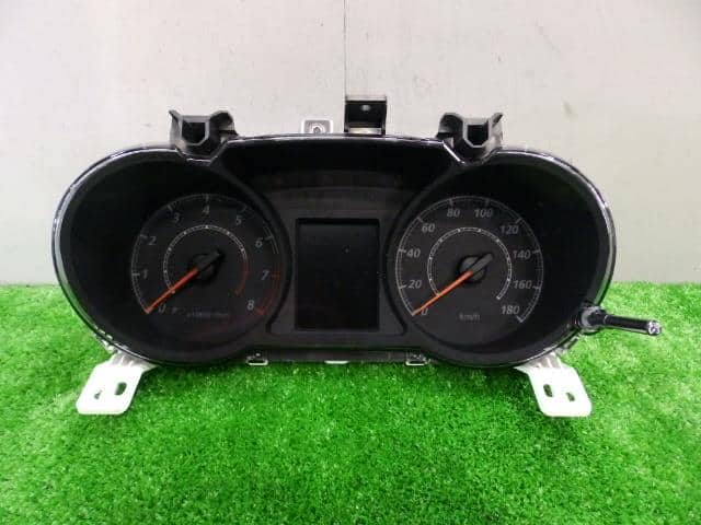 Speedometer MITSUBISHI Delica D5 2013 DBA-CV2W — photo 1