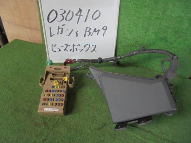 Fuse Box SUBARU Legacy 2010 DBA-BM9 82201AJ000 — photo 1