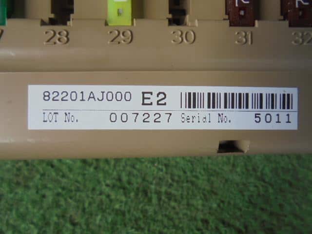 Fuse Box SUBARU Legacy 2010 DBA-BM9 82201AJ000 — photo 3