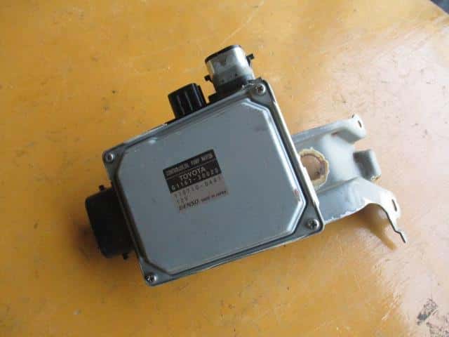 Electrical Component TOYOTA Crown 2009 DAA-GWS204 — photo 1
