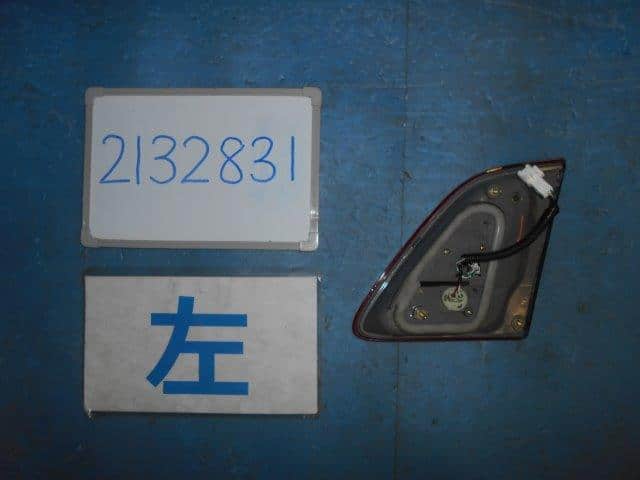 Rear Finish Panel TOYOTA Crown 2005 DBA-GRS182 — photo 2