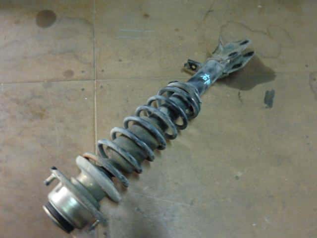 Front Right Strut SUBARU Pleo 2001 TA-RA1 — photo 1