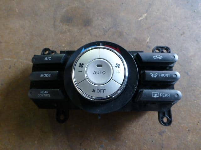 A/C Control Panel MAZDA Biante 2009 DBA-CCEFW — photo 1