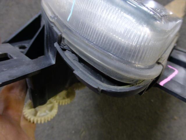 Left Headlight NISSAN Atlas 2001 KG-SR4F23 — photo 4