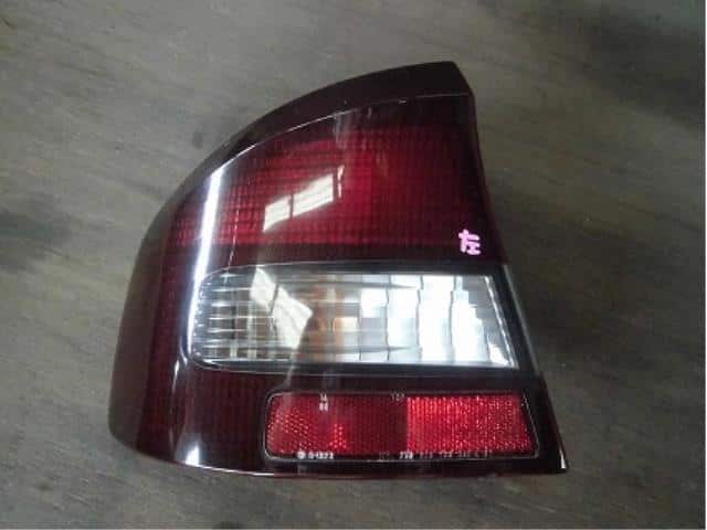 Left Tail Light SUBARU Legacy 1999 GF-BE5 — photo 1