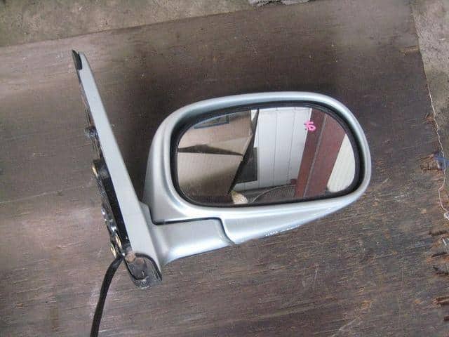Right Side Mirror NISSAN March 1998 E-K11 — photo 1