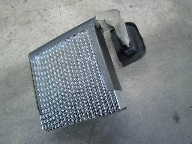 Air Conditioner Assembly NISSAN March 2002 UA-AK12 — photo 2