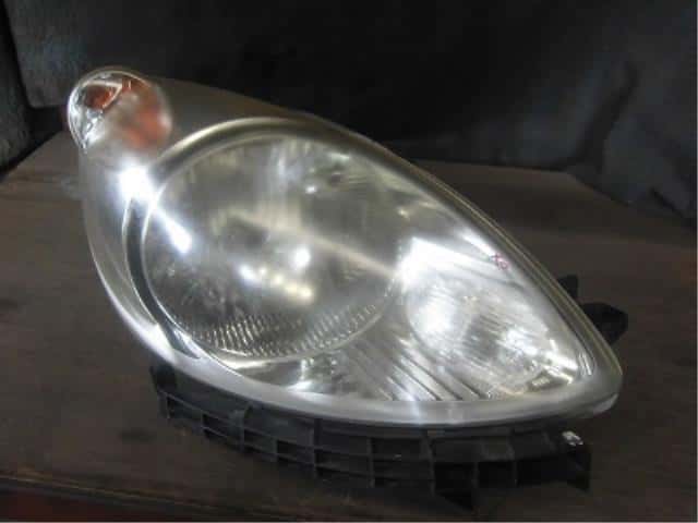 Right Headlight HONDA Life 2003 UA-JB5 — photo 1