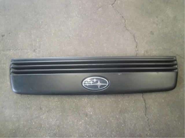 Radiator Grille SUBARU Sambar 2003 LE-TV1 — photo 1