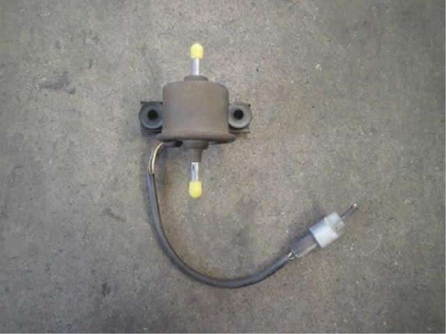 Fuel Pump SUBARU Sambar 1996 V-KV3 — photo 1