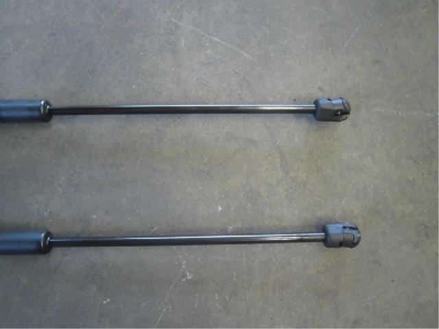 Tail Gate Damper NISSAN Moco 2012 DBA-MG33 — photo 3
