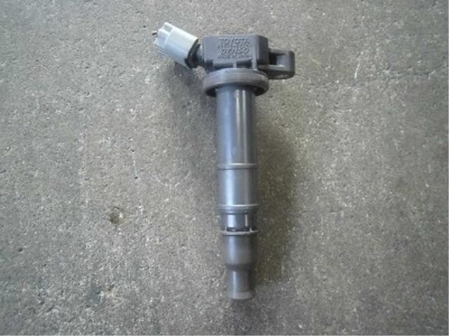 Ignition Coil TOYOTA Noah 2002 TA-AZR60 — photo 1