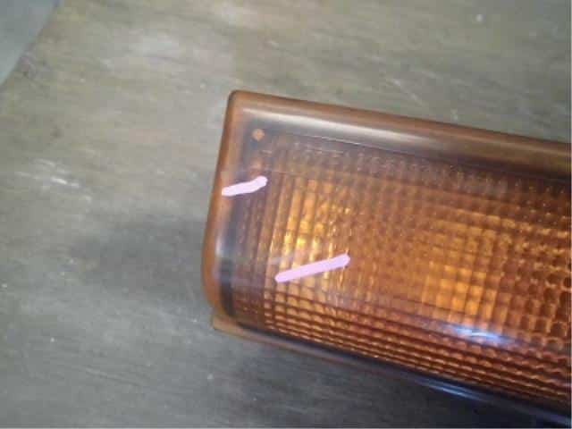 Left Side Marker Light Mitsubishi Fuso 1997 KC-FB511B — photo 3