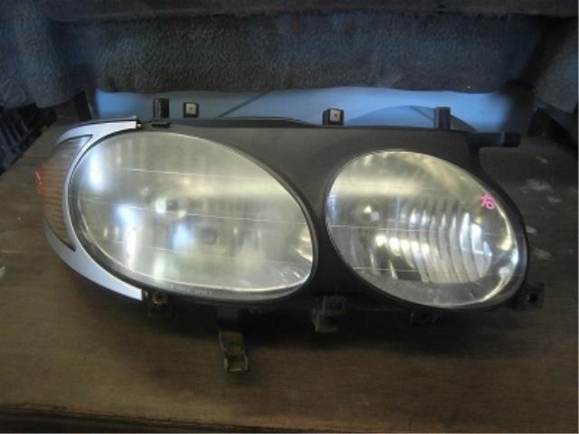 Right Headlight TOYOTA Estima Lucida 1999 KD-CXR10 — photo 1